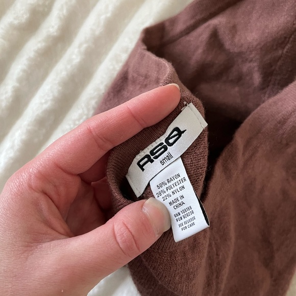 RSQ Chocolate Brown Top - Picture 3 of 3